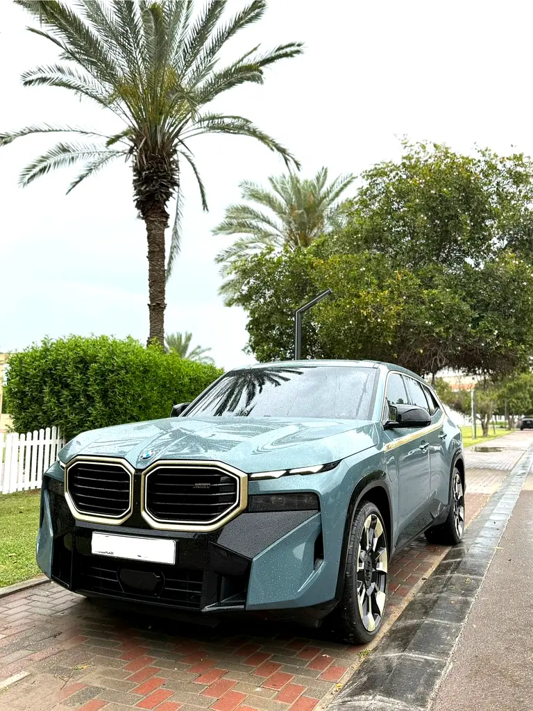 BMW XM 2023 — photo 1 of 11