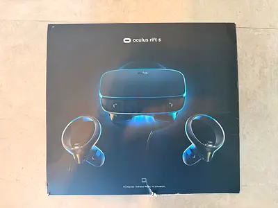 Oculus Rift S VR Headset with Controllers - Boxed (Excellent Condition)