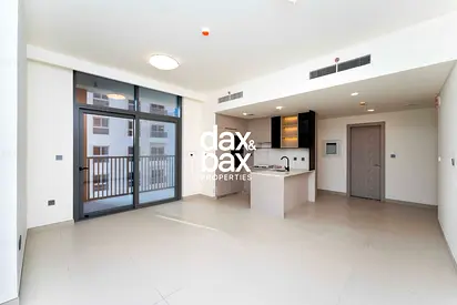 Balcony & Pool Access | Downtown City View | Ready to Move