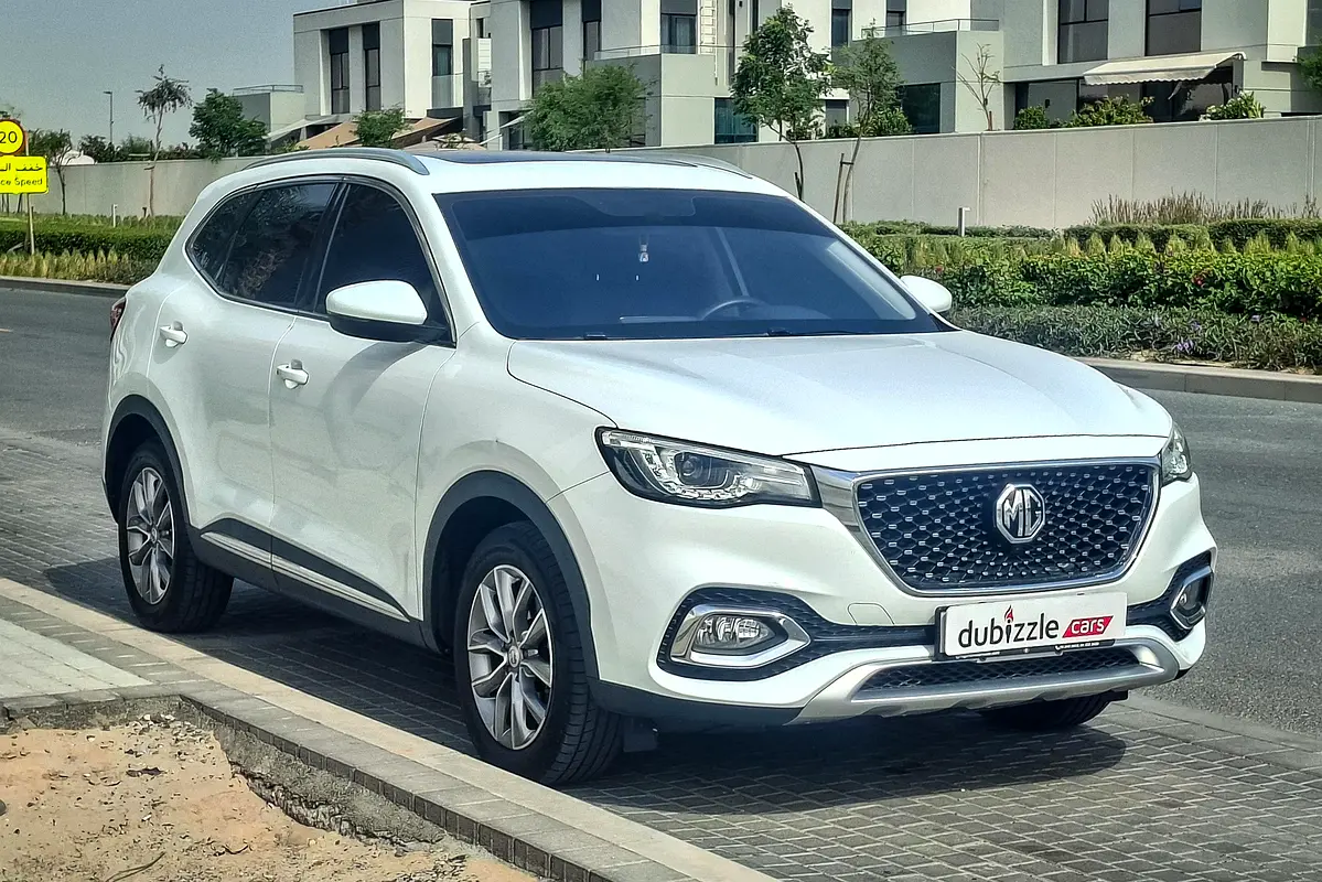 MG HS 2020 — photo 1 of 14