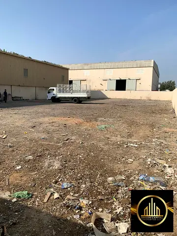 مستودع مساحة كبيرة للايجار السنوي بامارة ام القيوين