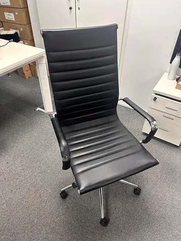 Executive Conference Chairs – Leather Boardroom Chairs – Bulk Available