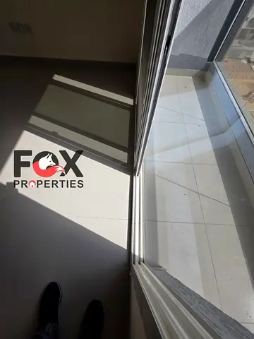 شقة غرفة وصالة للإيجار في الجرف 3 عجمان | أول ساكن | تشطيب ديلوكس | خزائن بالحائط | قريب من السوق الصيني | 33 ألف سنويًا | 4 دفعات | موقع مميز وحيوي