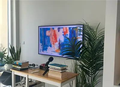 Samsung TV - The Frame 55” - with stand