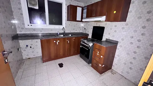 NEW,LOOK,APARTMENT,1BHK,WITH,2,BATH,6,CHEQ,ONLY,38K