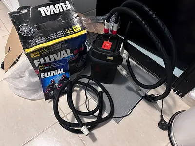 Fluval External Canister Filter with Hoses and Box - Good Working Condition