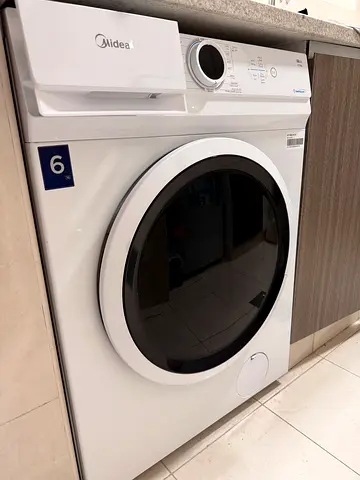 Midea Front Load Washer - 6kg, Good Condition