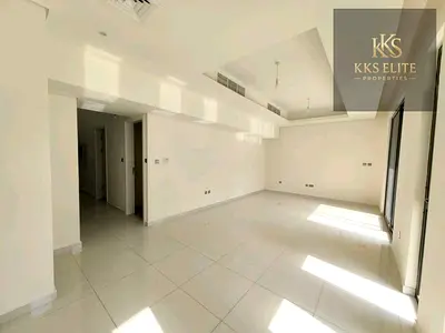 3BR Townhouse | Prime Community | Great Investment