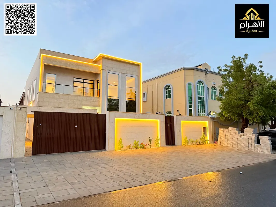 For sale: High-end villa, close to amenities and a mosque. Freehold ownership available to all nationalities.