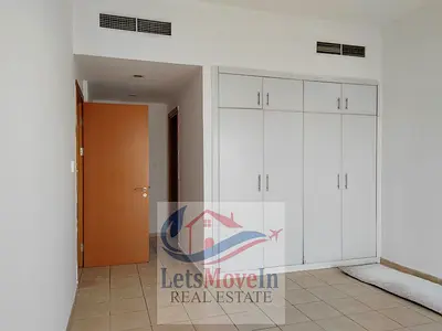 For family and with Reserve Parking!!2bhk for rent in CBD BUILDING........