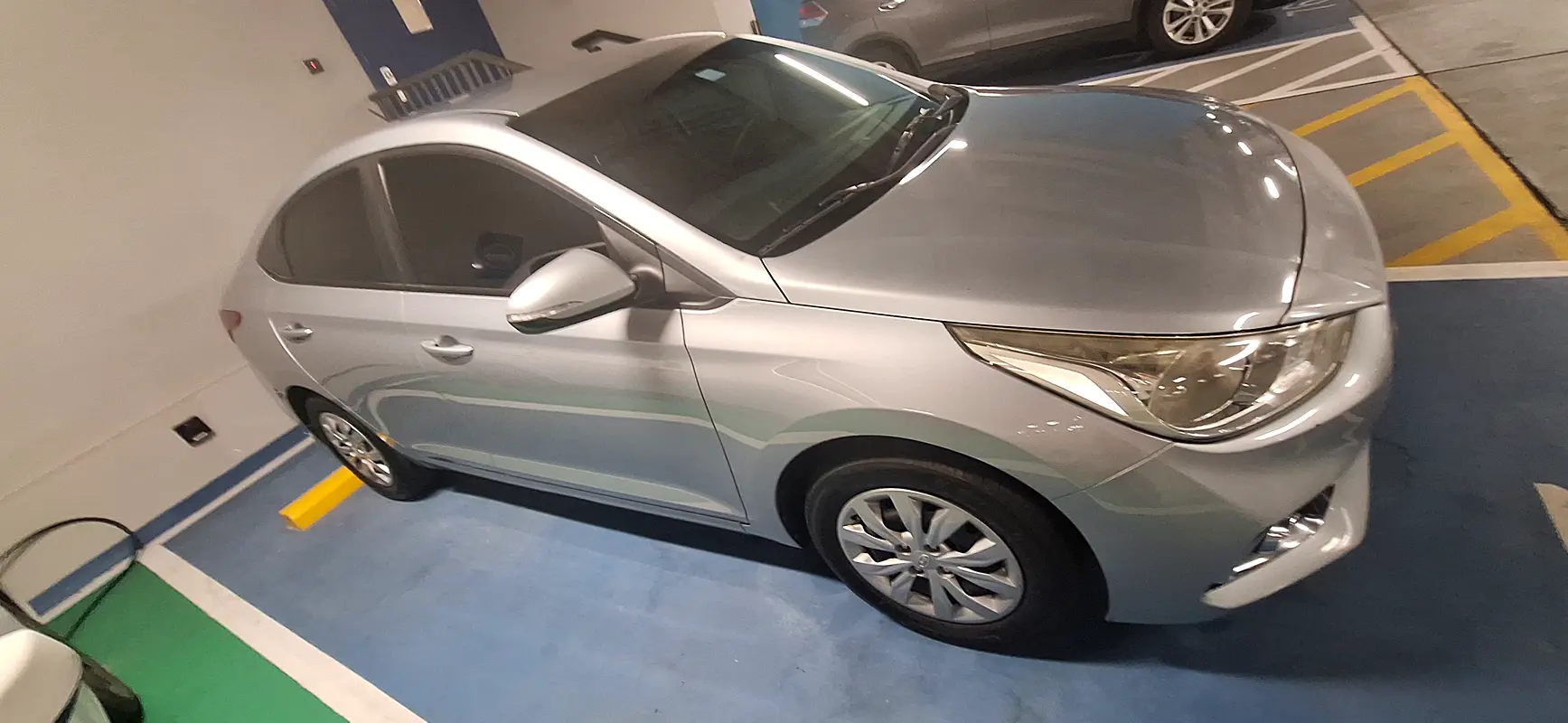 Hyundai Accent 2020 — photo 1 of 12