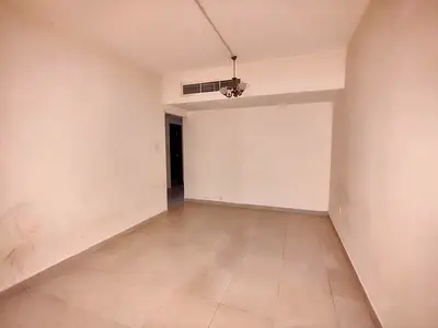 Prime 1BHK in Qasmiya | 30K Rent | 2 Bathrooms | Near Supermarket | Ideal Location
