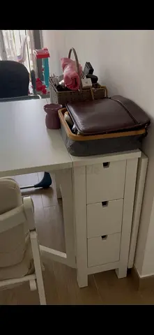 IKEA Extendable Dining Table + 4 Chairs – Storage Drawers – Very Clean