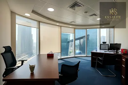 شاغر | مكتب مجهز | إطلالة على برج خليفة والقناة | الخدمات مشمولة