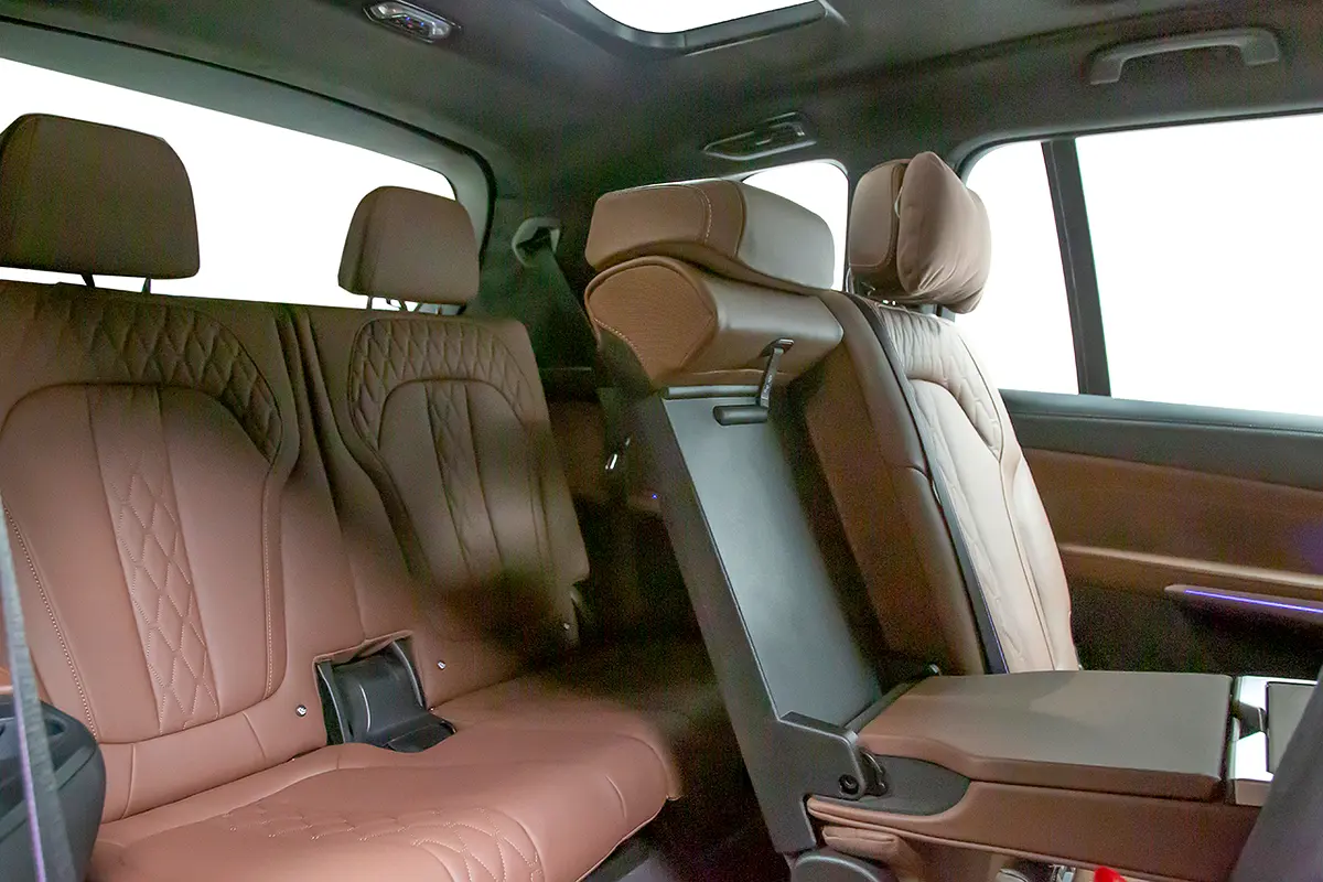 BMW X7 2025