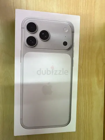 Apple iPhone 17 pro max 512 Silver, Triple Camera with warranty and broken insurance for two years