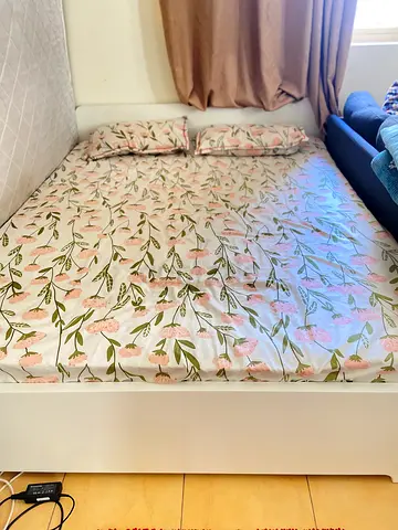 Queen Double bed frame with mattress and pillows - used