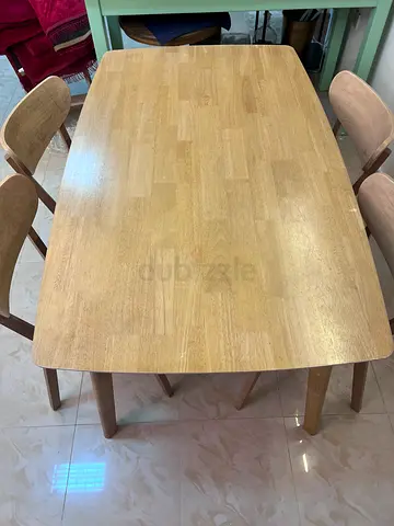6 Seater Dining Table - Light Oak Finish