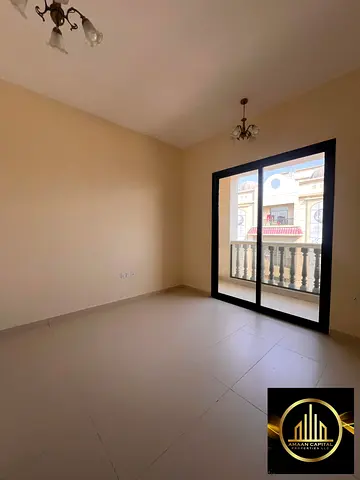 للايجار استديو اول ساكن مساخة كبيرة مع بلكونة