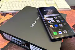 Honor Magic v5 Pro - Excellent Condition with full Box and pen