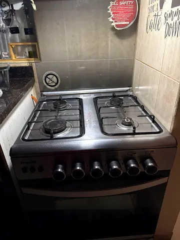 Used Freestanding 4-Burner Gas Stove with Oven - Good Working Condition