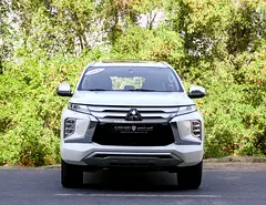 Mitsubishi Montero Sport -2022- GCC- Full option - 3.0L -7 Seats - In excellent condition Inside out