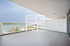 Beachfront | Spacious | Premium