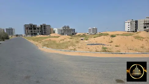 ارض كورنر سكني تجاري للبيع امارة عجمان العالية جلوبل سيتي