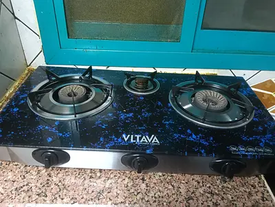 Vltava 3-Burner Glass Top Gas Stove - Good Working Condition