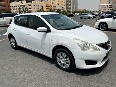 Nissan Tiida SE 2014 GCC Specs free accident original pint VGC