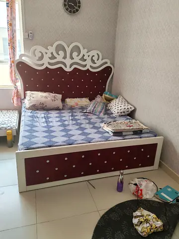 White and Maroon Decorative Double Bed with Headboard