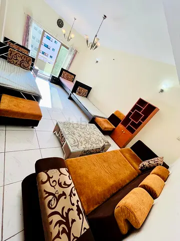 Fully Furnished Beds pace for Indian girls in Bur Dubai Near Metro-no commission