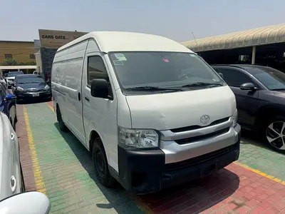 Toyota Hiace Standard 2017 - GCC Specs - Reliable and Ready to Work!