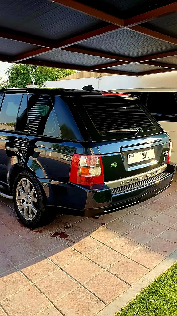 Land Rover Range Rover Sport 2008 — photo 1 of 17