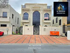 A fantastic opportunity to own a luxurious villa with a classic design and a full stone facade. Regi