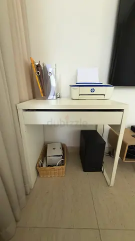Single office desk with Drawer
