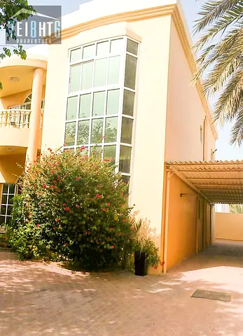 Vastu Compliant || Easy Access || Spacious || 5 Bedroom || Maids room || Garden