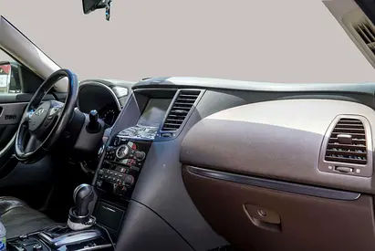 صورة 9 لـ 2018 Infiniti QX70