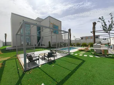| STANDALONE VILLA WITH POOL | GARDEN | BBQ AREA |