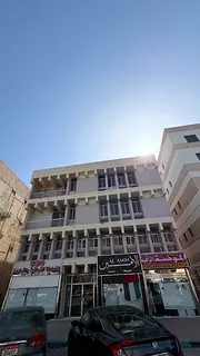 Full closed partition ready to Occupy (10mints Bawadi mall by bus)