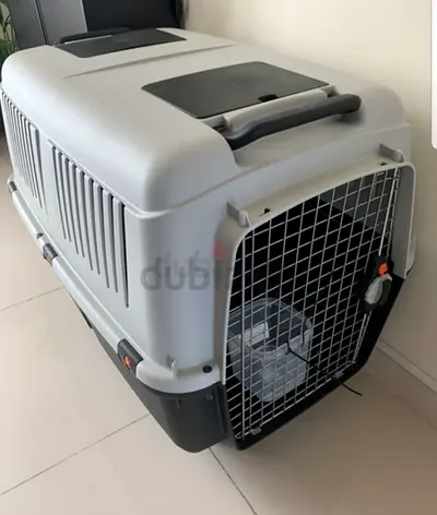 Cats and dogs carriers for air travel