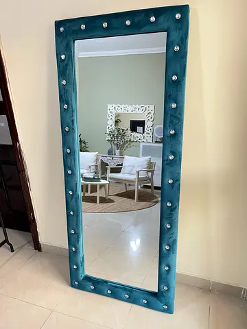 Full-length floor mirror with teal tufted frame and crystal accents (79x179 cm)