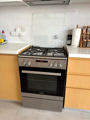 Siemens 4 Burners Gas Cooker With Full Flame Safety HG2M30E50M Silver 60x60cm FREE DELEVERY +WARRENT