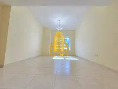 Newly Renovated 3 Master Bedroom With Basement Parking &amp; Built-In Cupboards