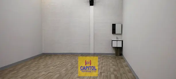 SAFE SECURE SMALL STORAGE WAREHOUSE FOR RENT