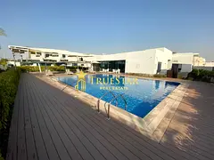 CONTEMPORARY STYLE 4BR+MAIDS SHARED GYM POOL INDEPENDENT VILLA
