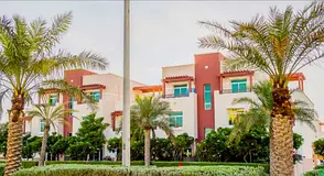 Private Pool And Garden || TH 2BR || Vacant