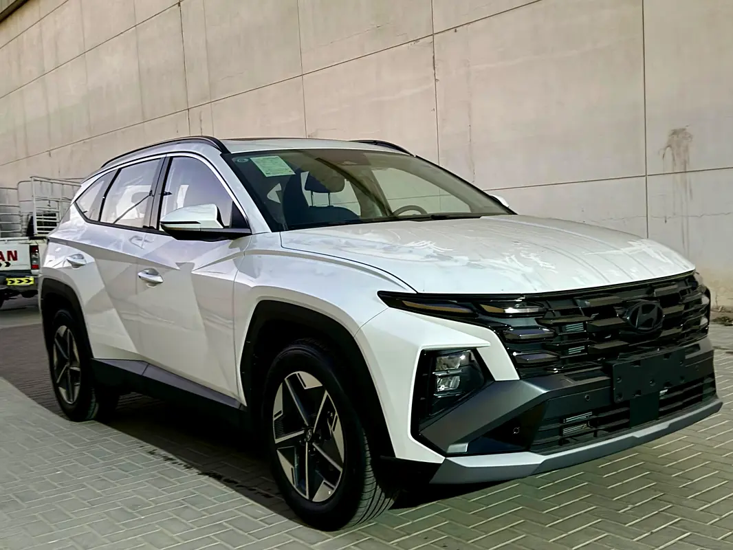 Hyundai Tucson 2025 — photo 1 of 6