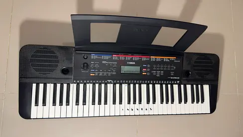 Yamaha keyboard PSR-E263