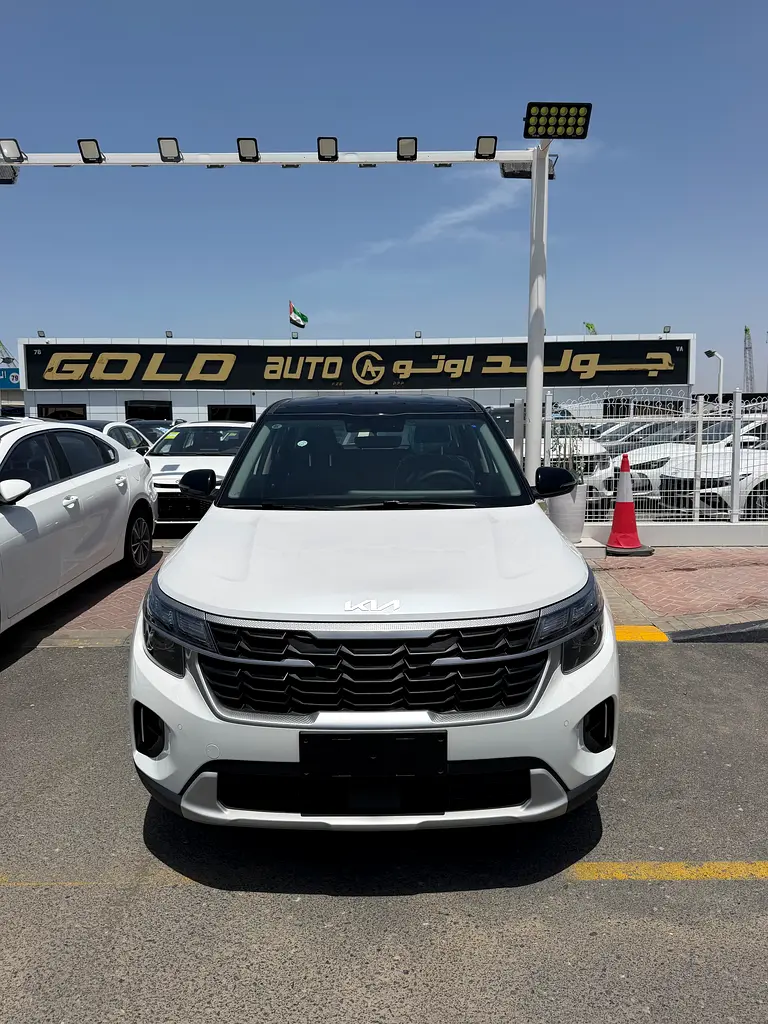 Kia Seltos 2025 — photo 1 of 8